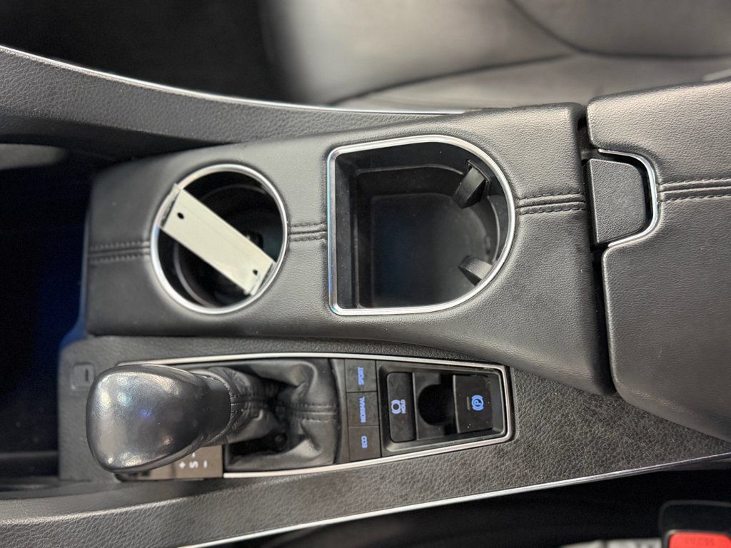 Used 2021 Toyota Avalon XLE FWD image 25