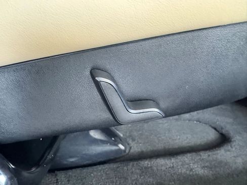 Used 2017 Tesla Model X 90D image 18