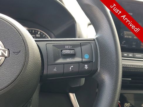 Used 2023 Nissan Rogue SV AWD/4WD image 24