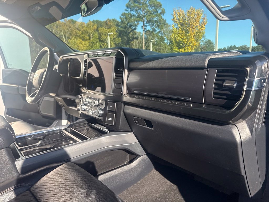 Used 2024 Ford F250 Lariat w/ Sport Appearance Package AWD/4WD image 37