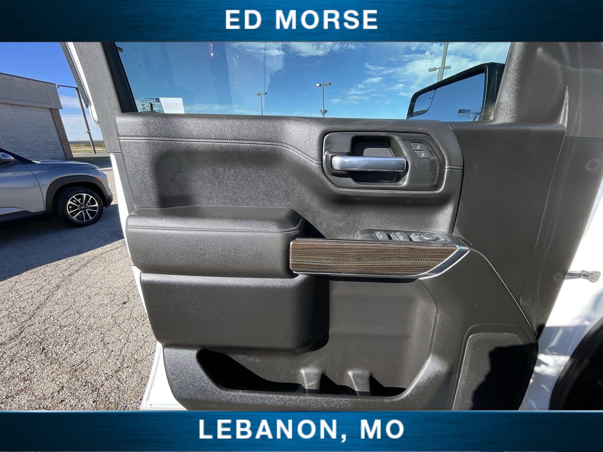 Certified 2021 Chevrolet Silverado 1500 LT Trail Boss AWD/4WD image 21
