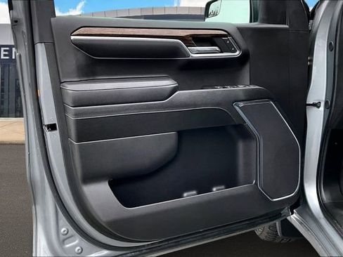 Certified 2024 GMC Sierra 1500 Elevation image 18