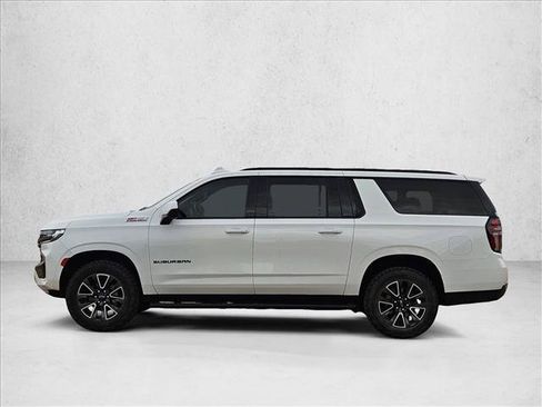 Used 2021 Chevrolet Suburban Z71 AWD/4WD image 8