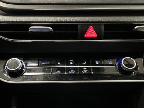 Used 2023 Hyundai Sonata SE image 16