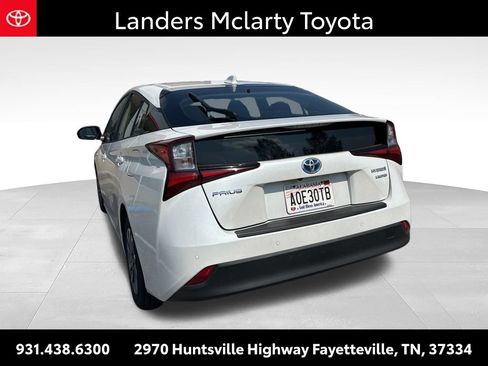 Used 2021 Toyota Prius Limited w/ Premium Convenience Package FWD image 6