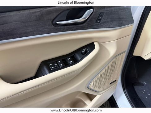 Used 2024 Jeep Grand Cherokee Limited 4xe image 14