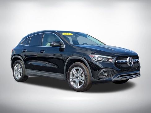 Used 2021 Mercedes-Benz GLA 250 w/ Premium Package image 2