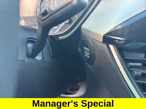 Used 2022 Ford Escape SE FWD image 20