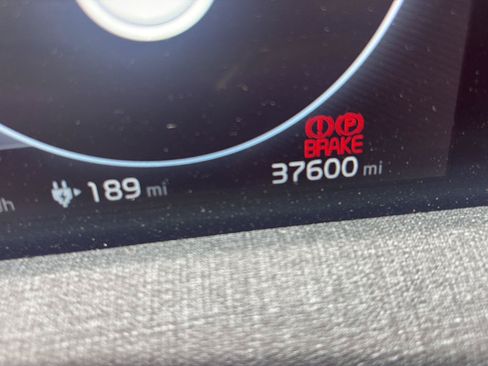 Used 2024 Kia EV6 Wind AWD/4WD image 9
