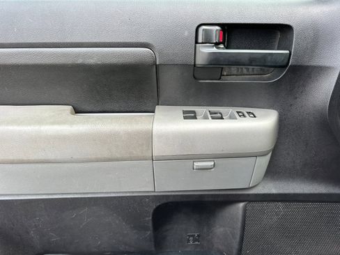 Used 2008 Toyota Tundra 4x4 Double Cab image 11