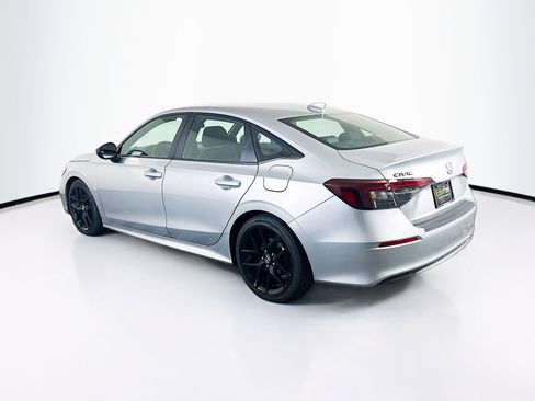 Used 2025 Honda Civic Sport image 5