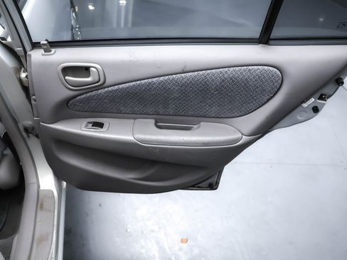 Used 2000 Toyota Corolla VE image 15