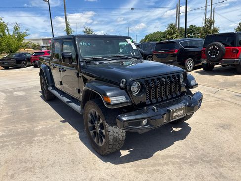 Used 2022 Jeep Gladiator Overland AWD/4WD image 5