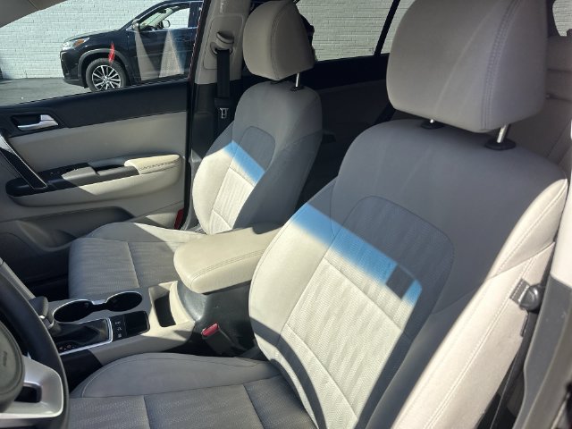 Used 2020 Kia Sportage LX AWD/4WD image 22