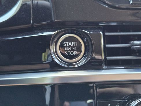 Used 2023 Nissan Pathfinder Platinum w/ Cargo Package image 25