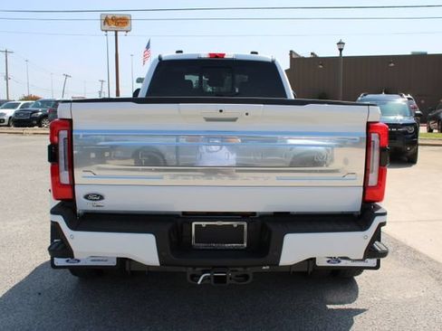 New 2026 Ford F450 Platinum w/ Platinum Plus Package AWD/4WD image 4