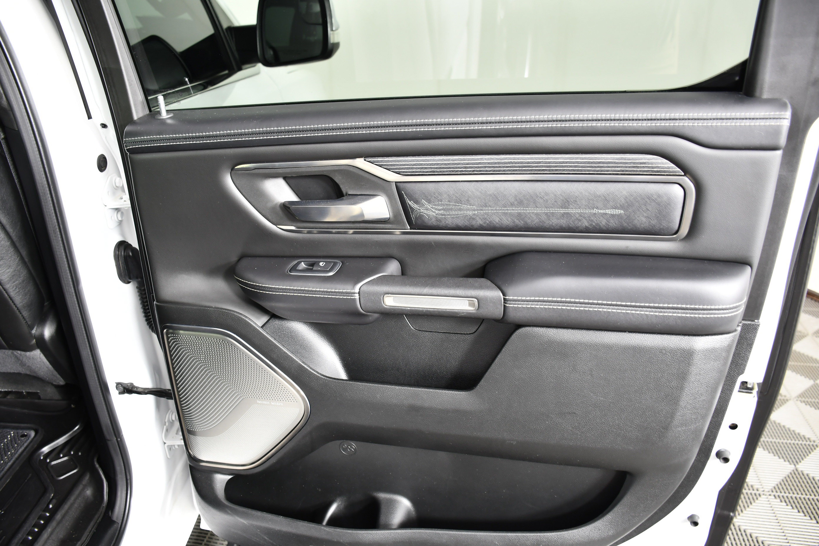 Used 2020 RAM 1500 Limited AWD/4WD image 45