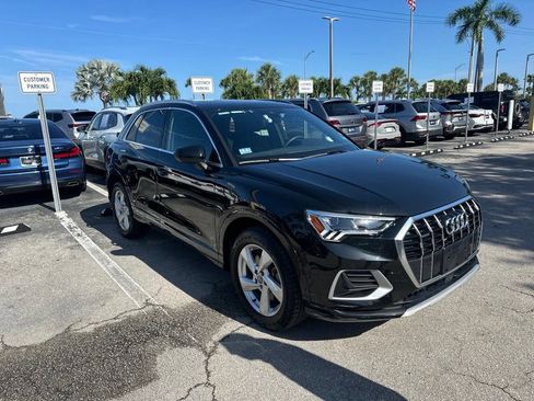 Used 2020 Audi Q3 2.0T Premium Plus AWD/4WD image 4
