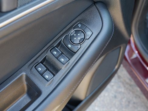 Used 2024 Ford Edge SEL w/ Convenience Package image 19