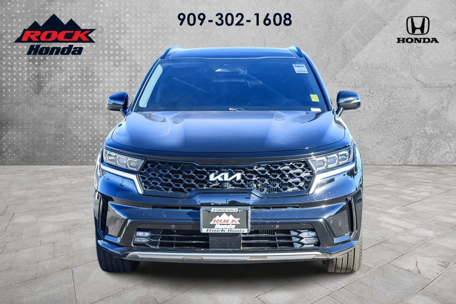 Used 2023 Kia Sorento SX AWD/4WD image 2