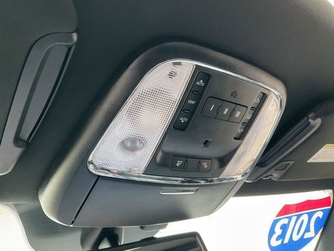Used 2013 Chrysler 300 S image 15