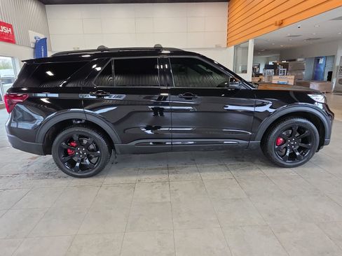 Used 2023 Ford Explorer ST w/ Equipment Group 401A AWD/4WD image 8