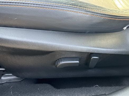 Used 2019 Subaru Crosstrek 2.0i Limited w/ Popular Package #4 image 19