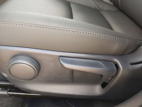 New 2025 MAZDA CX-30 AWD 2.5 S w/ Select Sport Pkg image 17