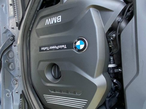 Used 2018 BMW 330i xDrive Sedan AWD/4WD image 55