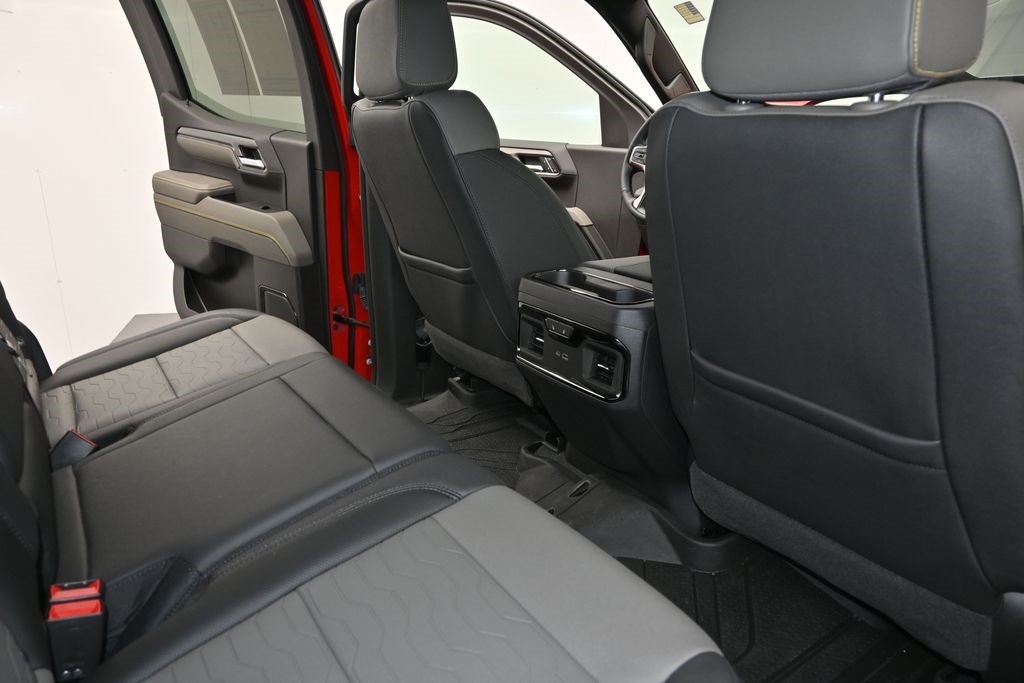 Used 2026 Chevrolet Silverado 1500 ZR2 AWD/4WD image 10