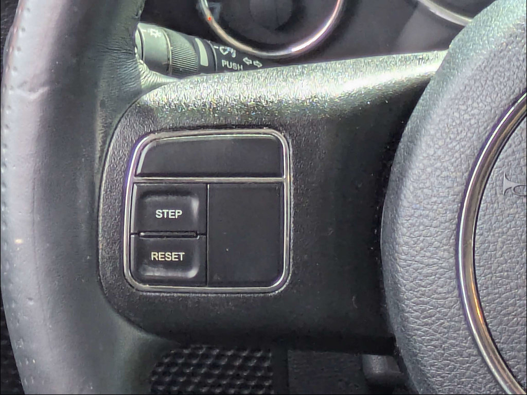 Used 2018 Jeep Wrangler Unlimited Sahara AWD/4WD image 23