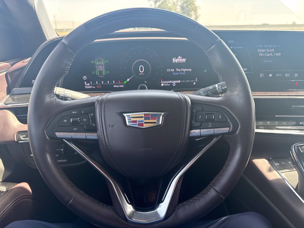 Used 2023 Cadillac Escalade Sport Platinum w/ Heavy-Duty Trailer Package AWD/4WD image 3