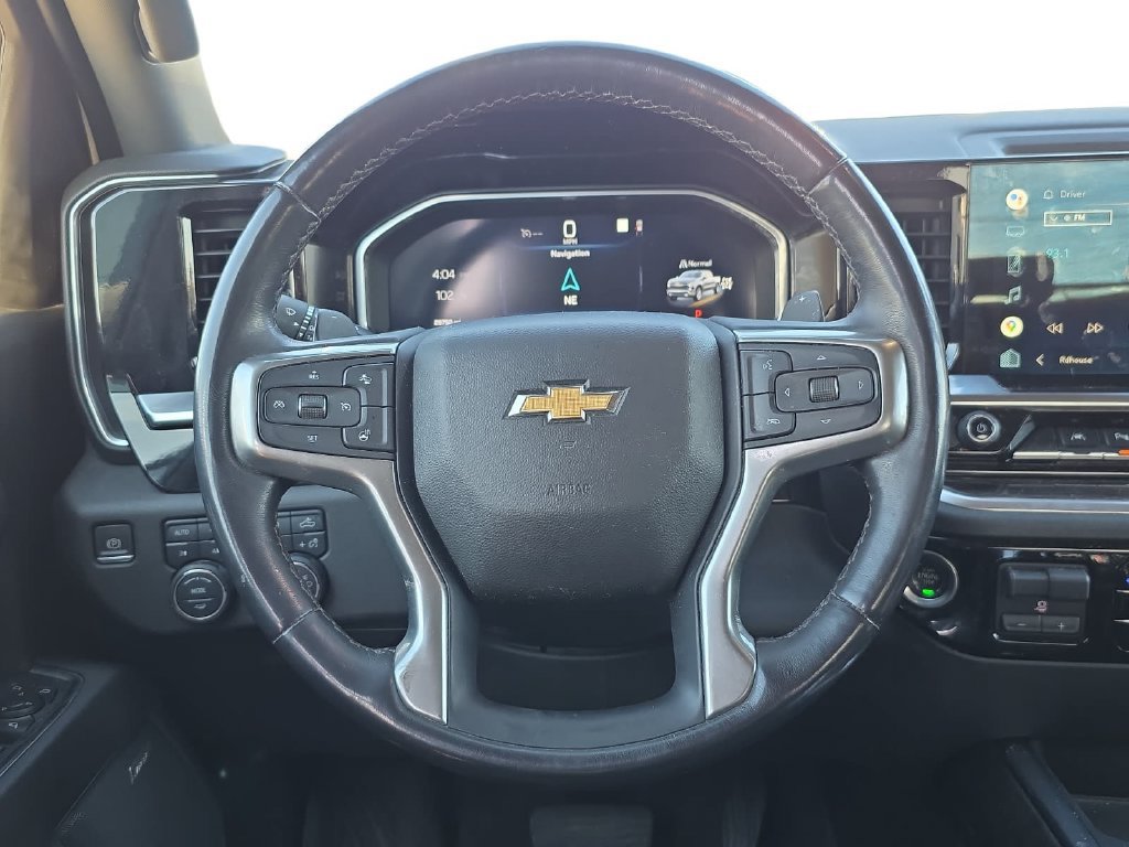 Used 2022 Chevrolet Silverado 1500 LTZ AWD/4WD image 36