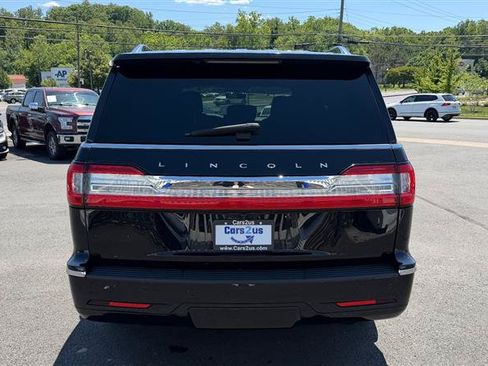 Used 2020 Lincoln Navigator Reserve AWD/4WD image 5