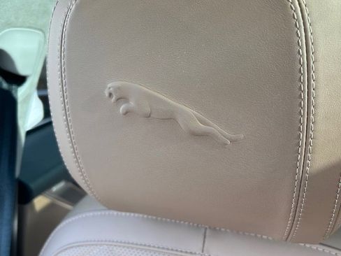 Certified 2022 Jaguar F-PACE S image 28