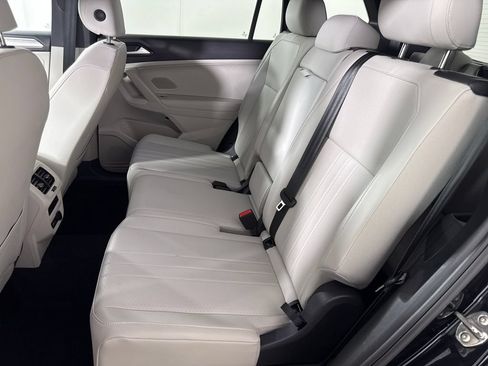 Used 2024 Volkswagen Tiguan SE R-Line FWD image 13