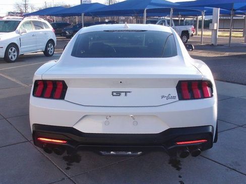 Used 2025 Ford Mustang GT Premium RWD image 12