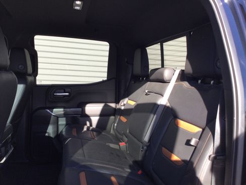 Used 2019 GMC Sierra 1500 AT4 w/ AT4 Premium Package image 6