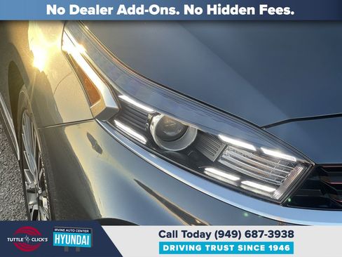 Used 2024 Kia Forte GT-Line w/ GT-Line Premium Package FWD image 7
