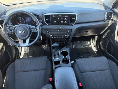 Used 2021 Kia Sportage LX AWD/4WD image 25