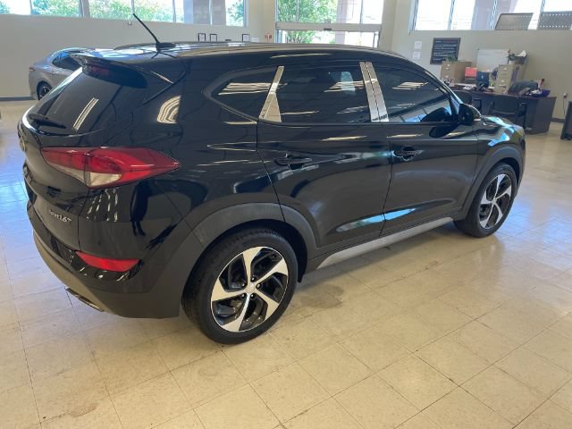 Used 2017 Hyundai Tucson Sport FWD image 5