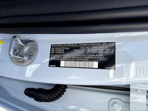 New 2026 Volvo XC40 B5 Plus w/ Protection Package Premier image 35