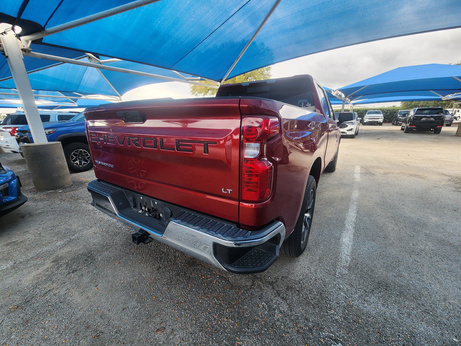 Used 2019 Chevrolet Silverado 1500 LT w/ Texas Edition RWD image 4