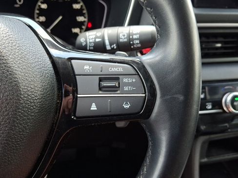 Certified 2023 Honda Pilot Touring image 26