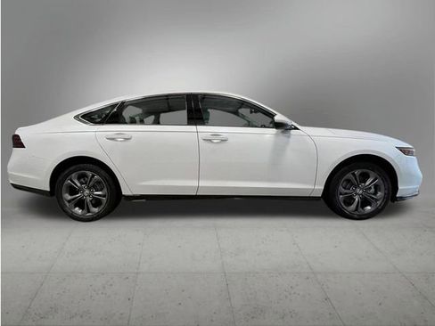 New 2026 Honda Accord EX-L image 8