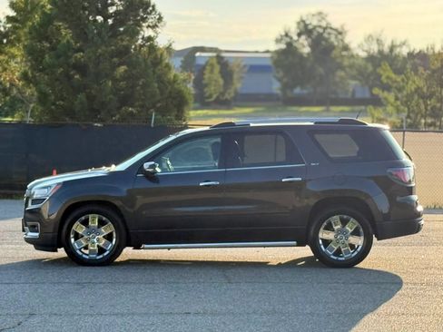 Used 2017 GMC Acadia Limited SLT AWD/4WD image 8