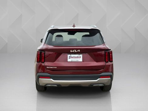 Certified 2025 Kia Sorento S w/ Panoramic Sunroof Package FWD image 6