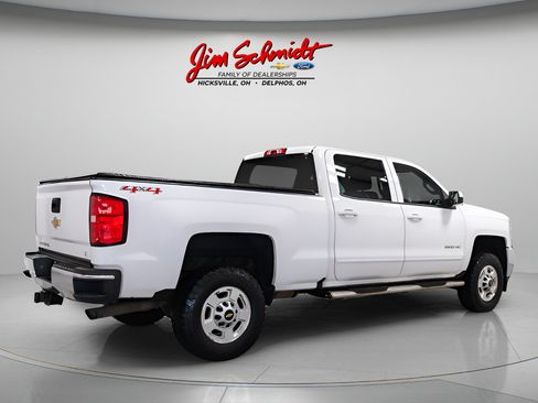 Used 2017 Chevrolet Silverado 2500 LT AWD/4WD image 6