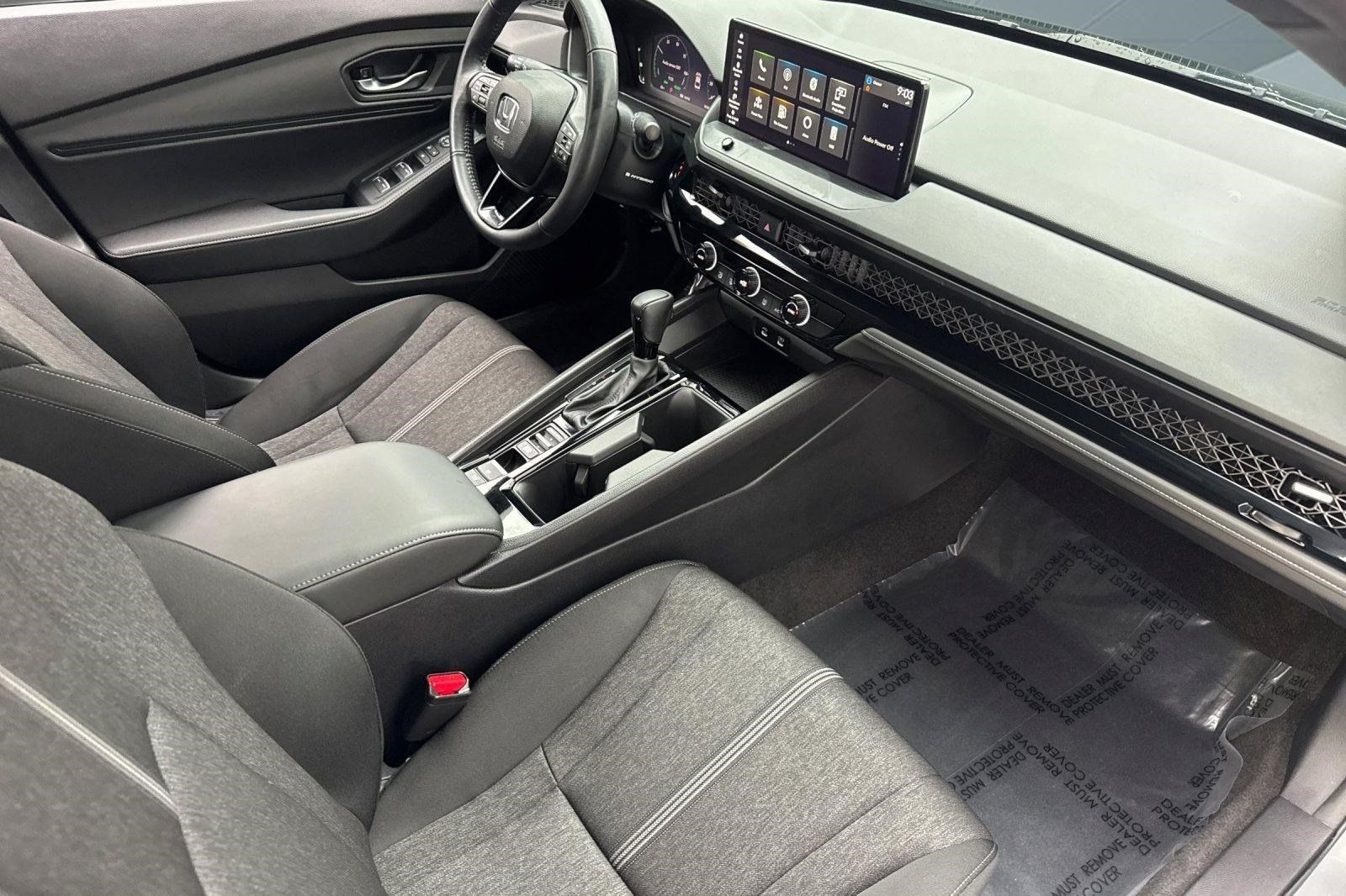 Used 2024 Honda Accord Sport image 32