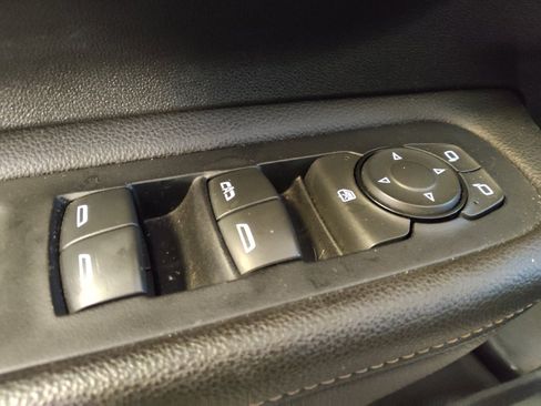 Used 2020 GMC Terrain SLT AWD/4WD image 27